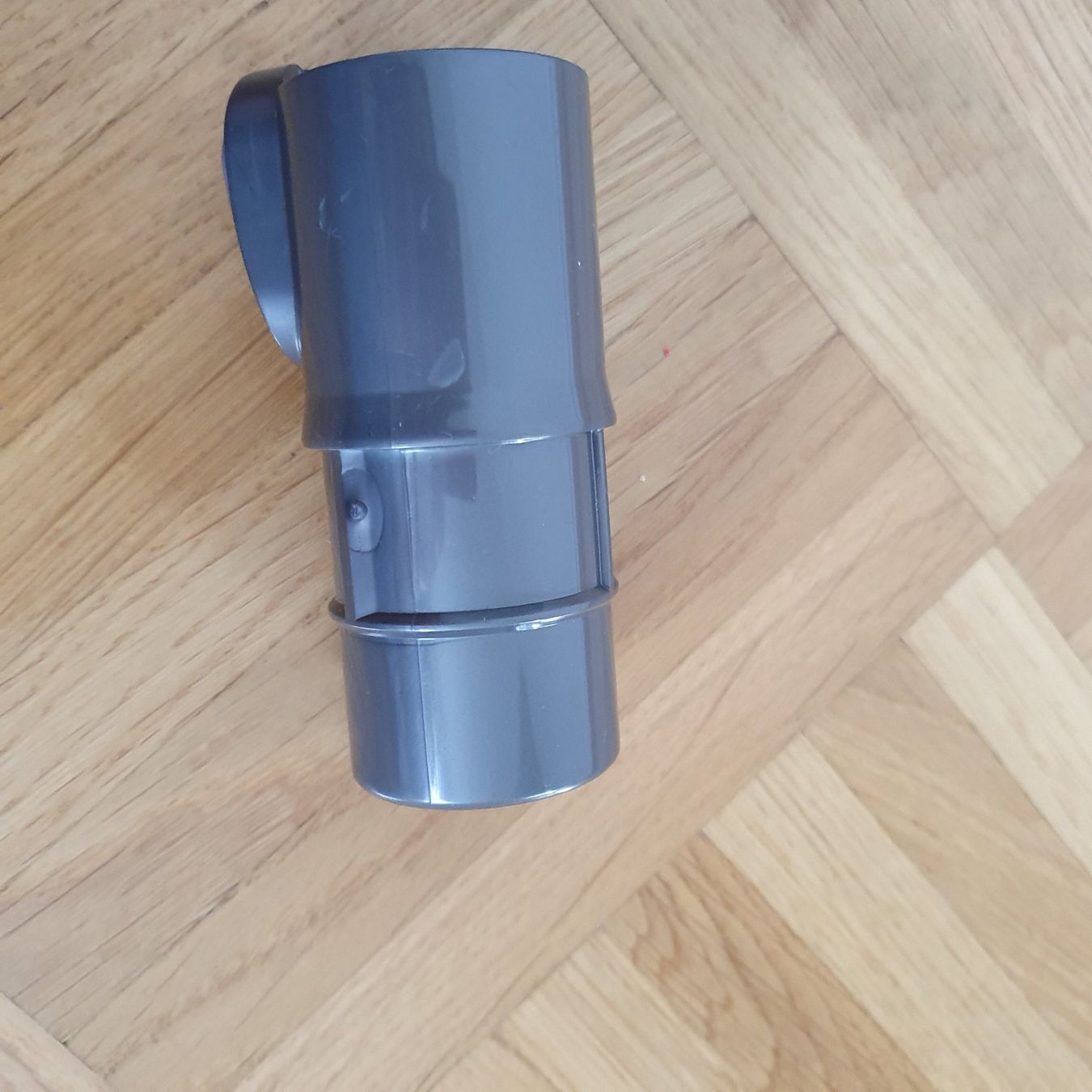 Dyson Aspirapolveri & Accessori: Adaptateur Dyson pour accessoires DC08 – Usato da Prilly venduto da RoDyRe 2