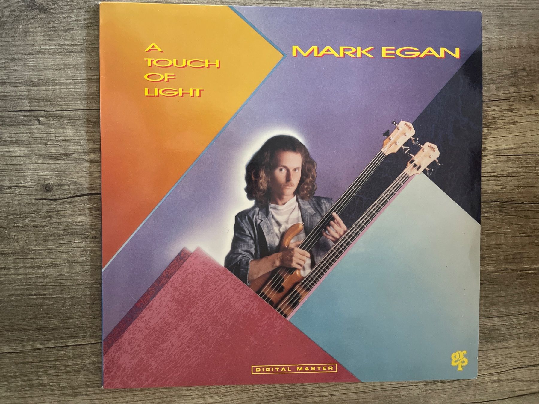 Vinyles: A805/Mark Egan A Touch Of Light – D'occasion à Frutigen par Philippe_jsp