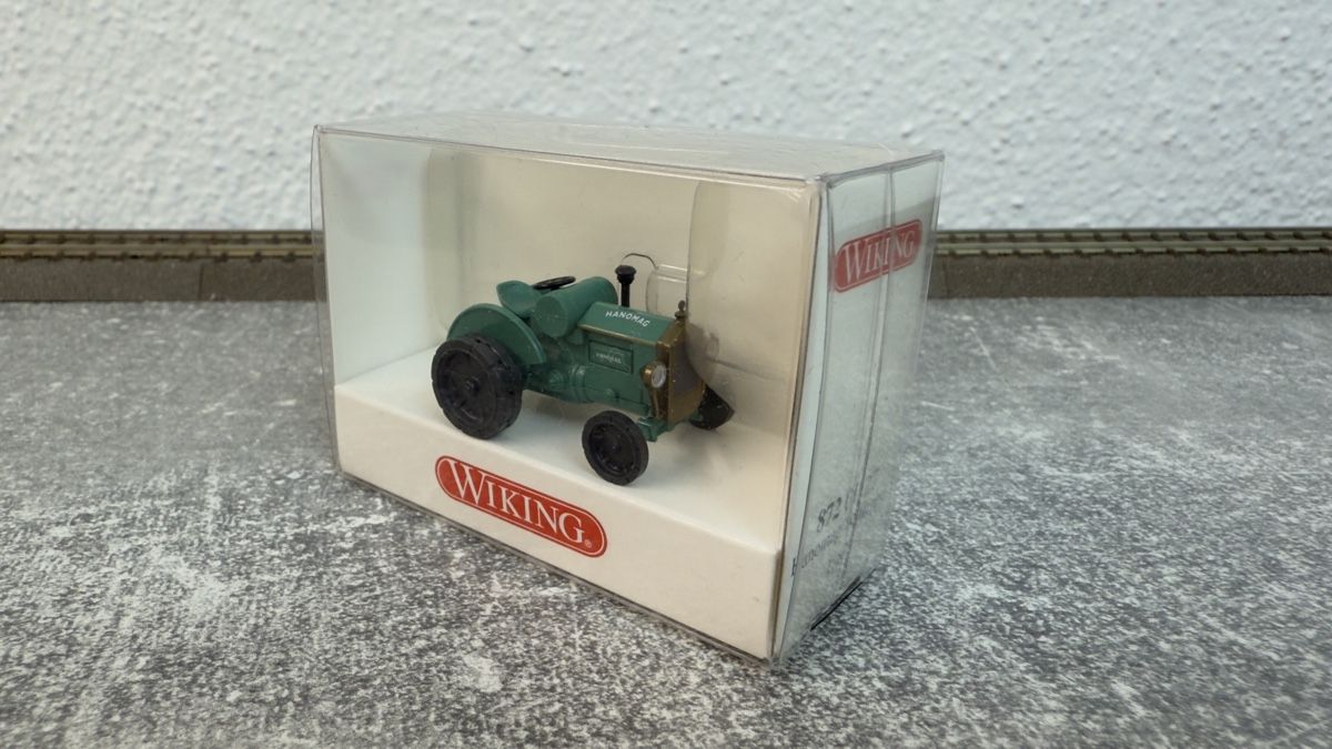 Wiking Modellautos: Wiking Hanomag Traktor – Neu und originalverpackt aus Schlieren von rat_lq6b 1