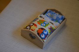 POUPPE BETT NEU