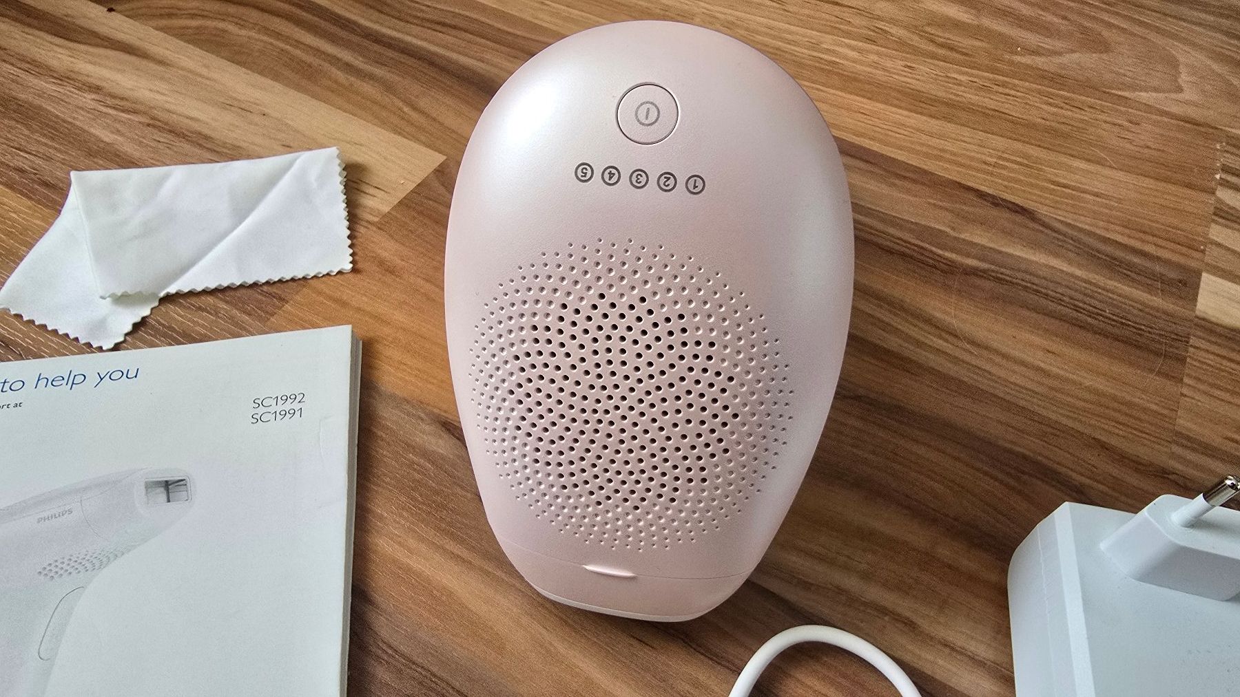 Altro per la cura del corpo: Philips Lumea IPL Haarentfernungsgerät SC1991 – Usato da Bösingen venduto da Soene91 1