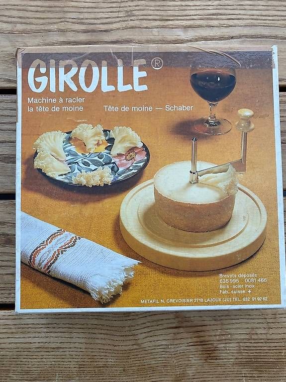 Elettrodomestici da cucina: Girolle Käseraspel – Usato da küssnacht am rigi venduto da Daot
