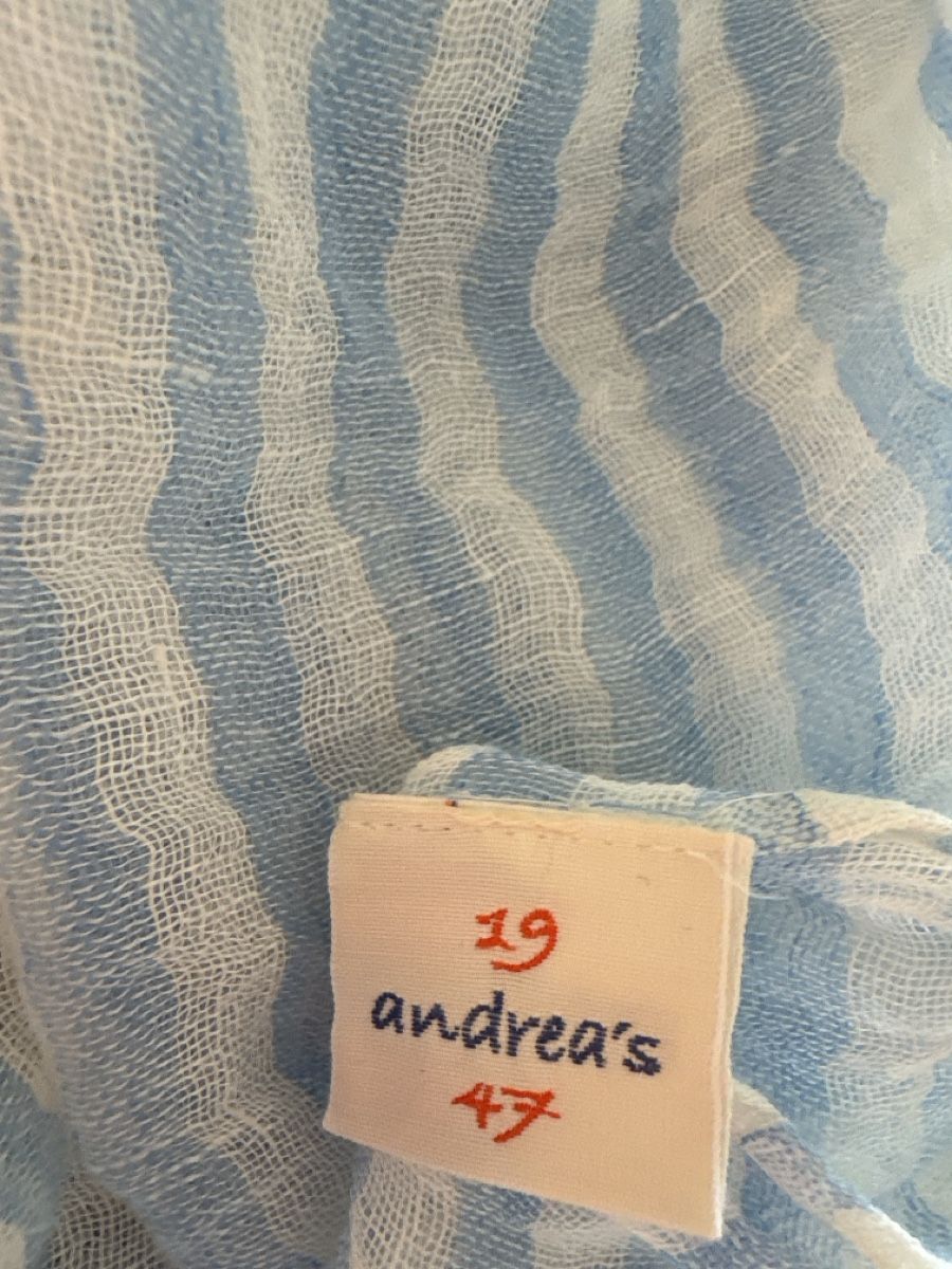 Foulards & écharpes: Andrea‘s Schal neu – D'occasion à Kriens par Delvillano 1