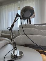 Tischlampe