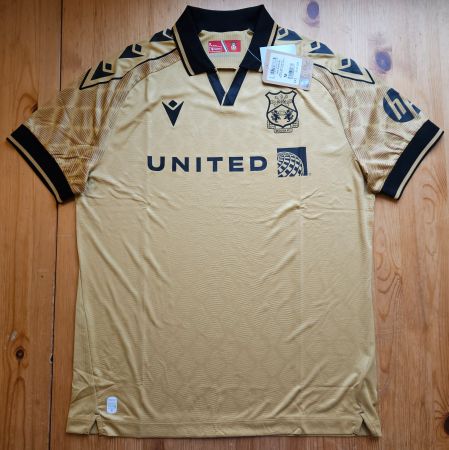 AFC Wrexham Trikot NEU Grösse M Macron UK England Wales