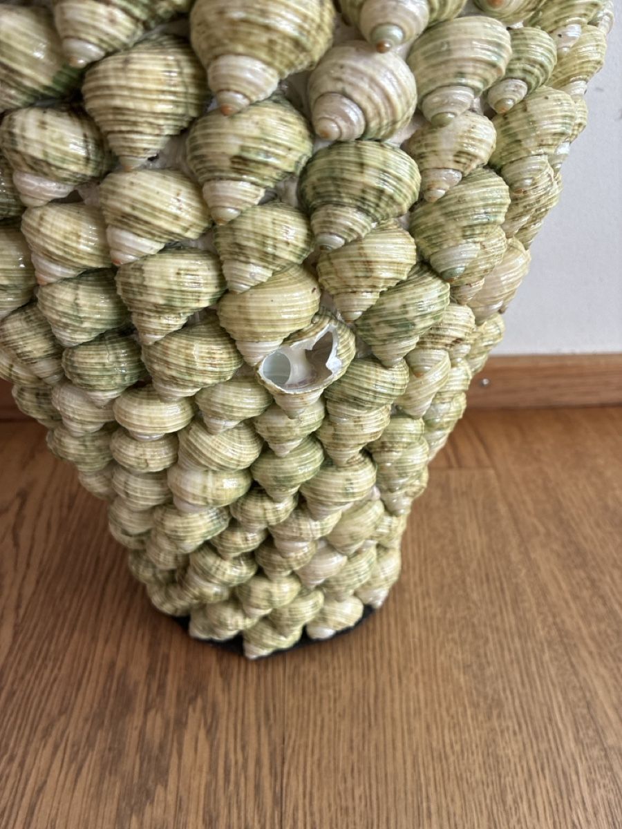 Vasi & Recipienti: Vase décoratif unique en coquillages – Usato da Herrliberg venduto da BOULBADI 2