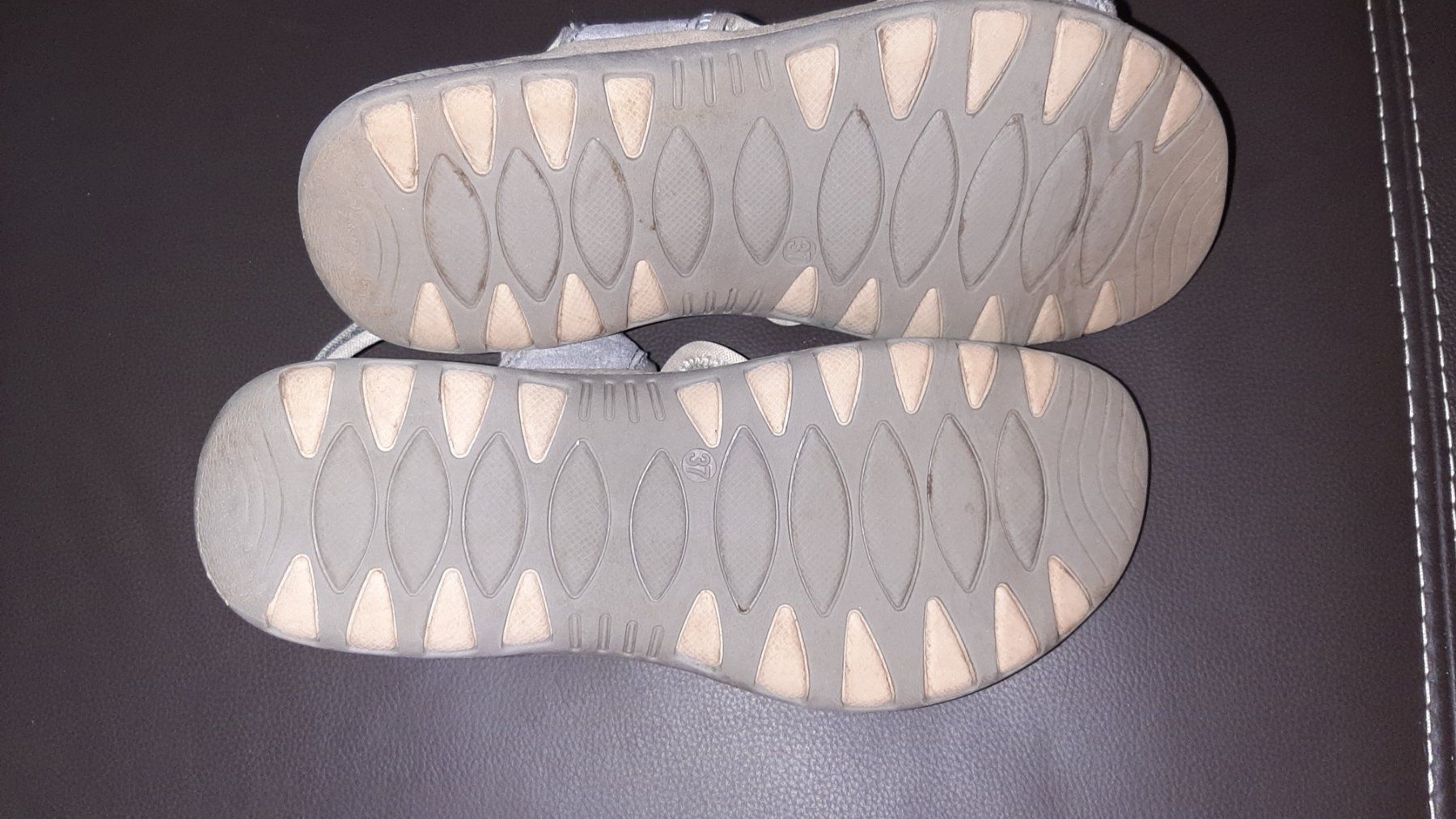 Scarpe per ragazzi: Sandalen Mädchen – Usato da Kriens venduto da honig01 2