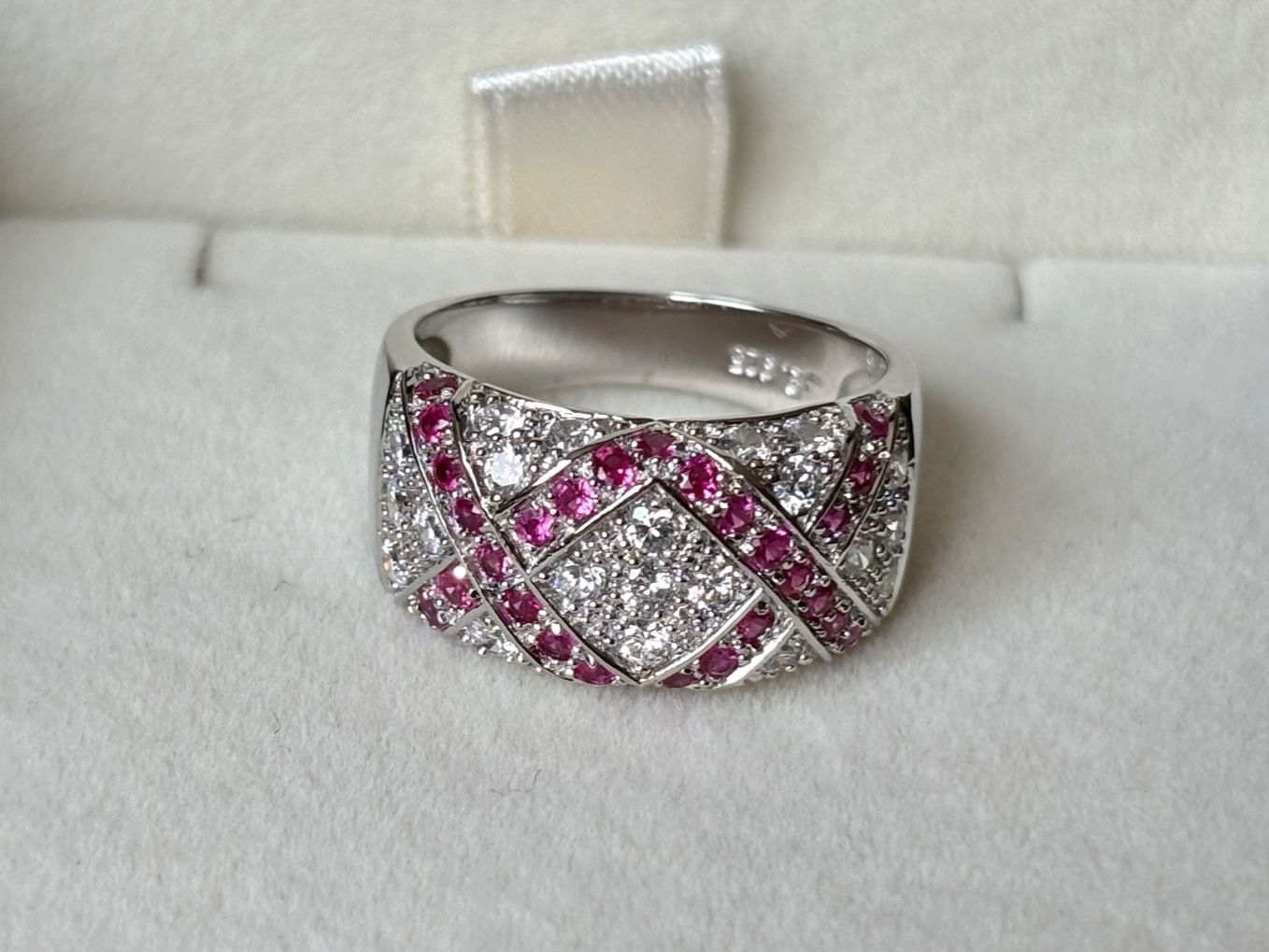 Anelli: Rubin Schmuckring, Silber 925, NEU, Gr. 57 – Nuovo (secondo la descrizione) da Brugg AG venduto da lau_9rvy 1