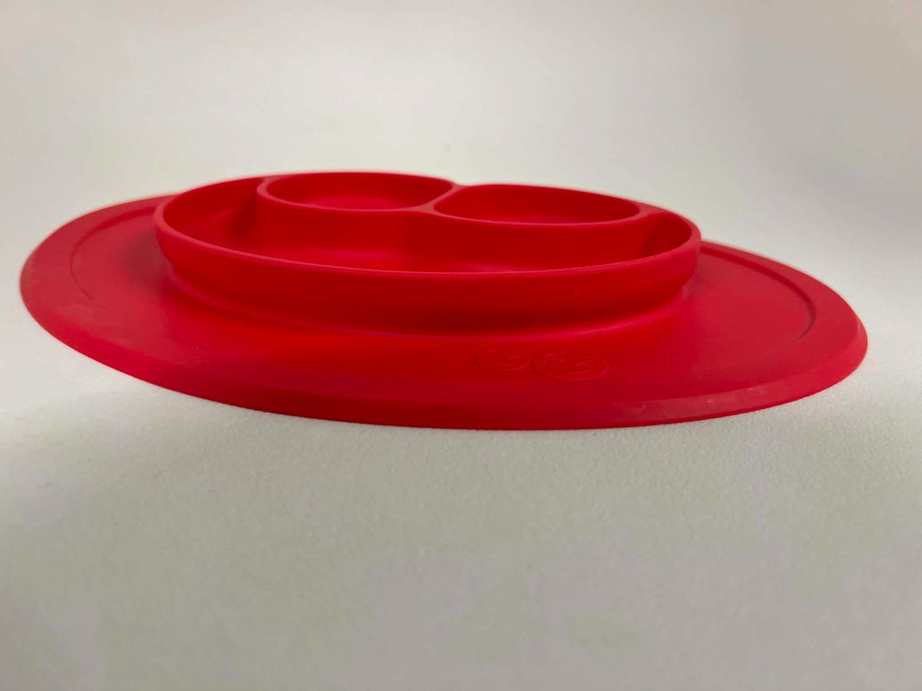 Ezpz Piatti: EZPZ Mini Mat – Usato da Le Vaud venduto da No-Nick-Name 2