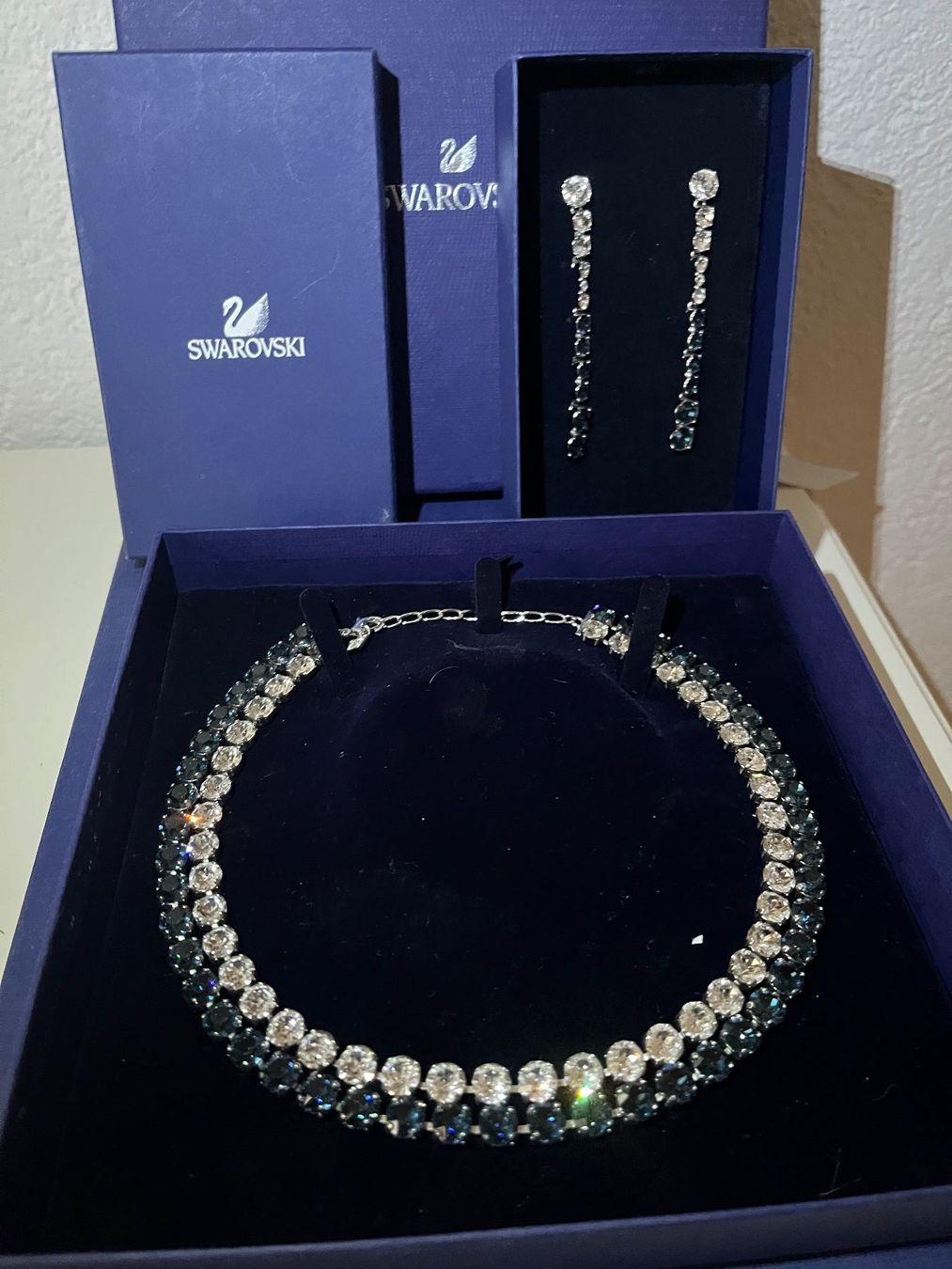 Swarovski Catenine: Swarovski statement Kette, neu, original & original verpackt – Nuovo (secondo la descrizione) da Kirchleerau venduto da Piroska05 3