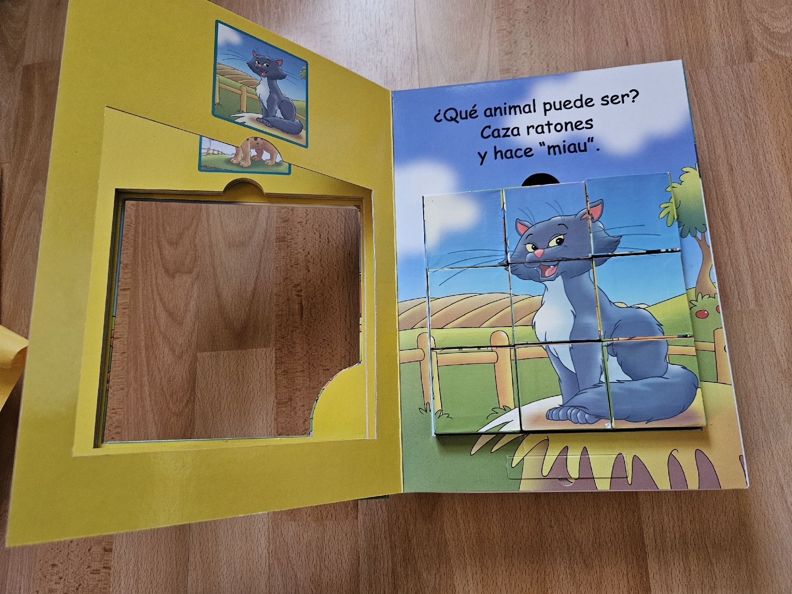 Puzzles: Kinderbuch "Tiere" mit Puzzle, Spanisch – D'occasion à Ebikon par SecondChance_byM 1
