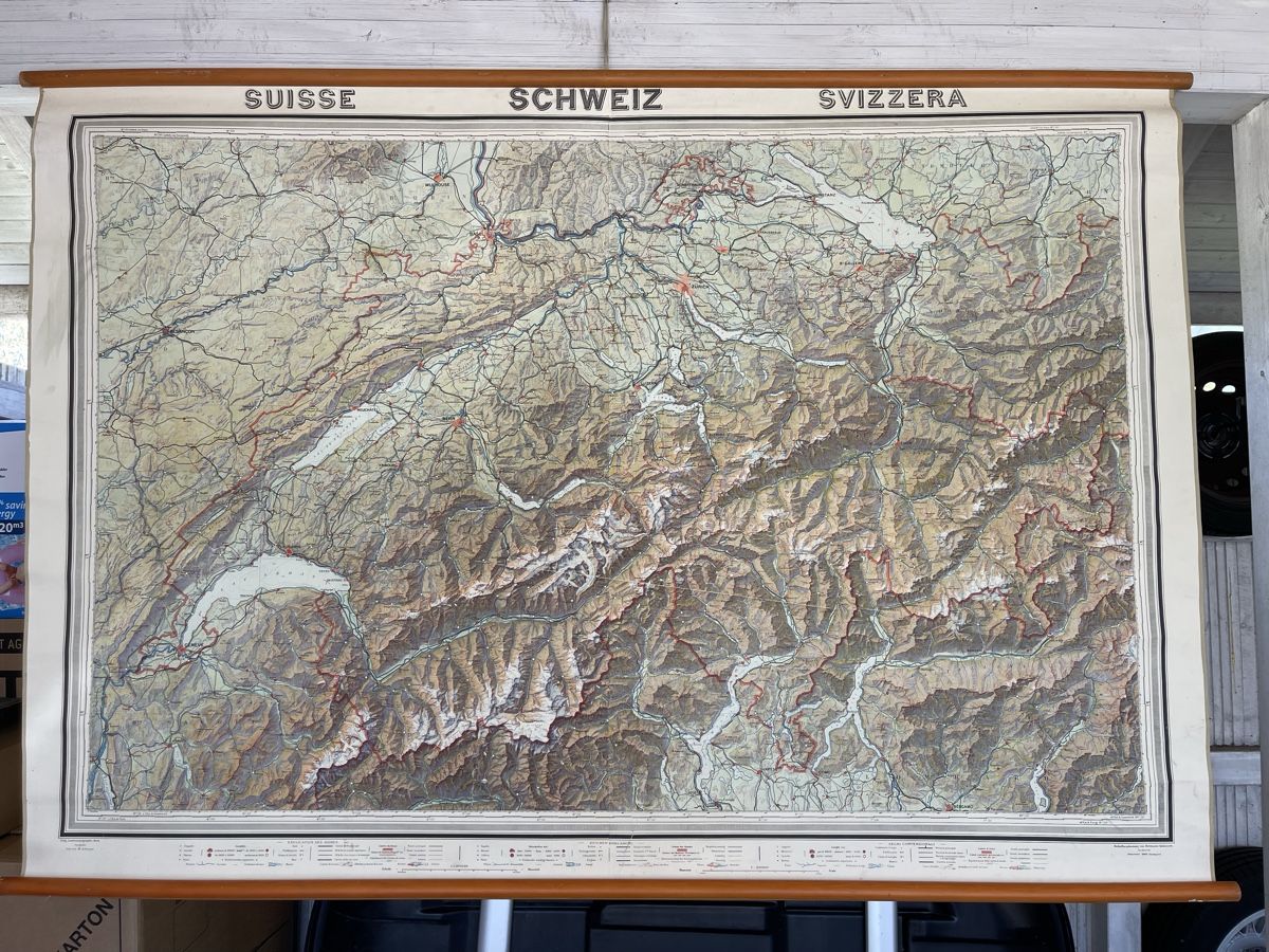 Cartine & Atlanti: Landkarte von der Schweiz – Usato da Therwil venduto da AmberWaves