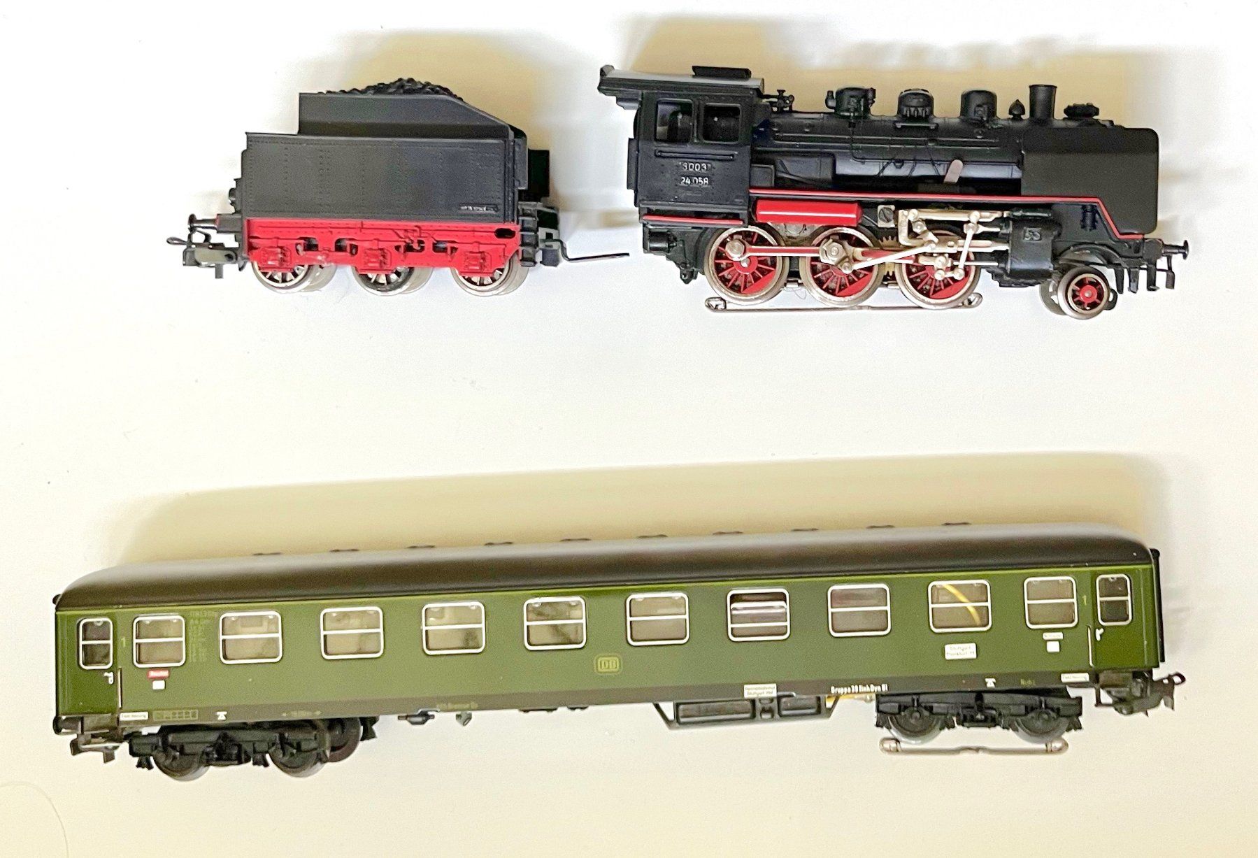 Märklin Modelleisenbahnen: Märklin 3003  4023 – Gebraucht aus Bleiken von hbw45 3
