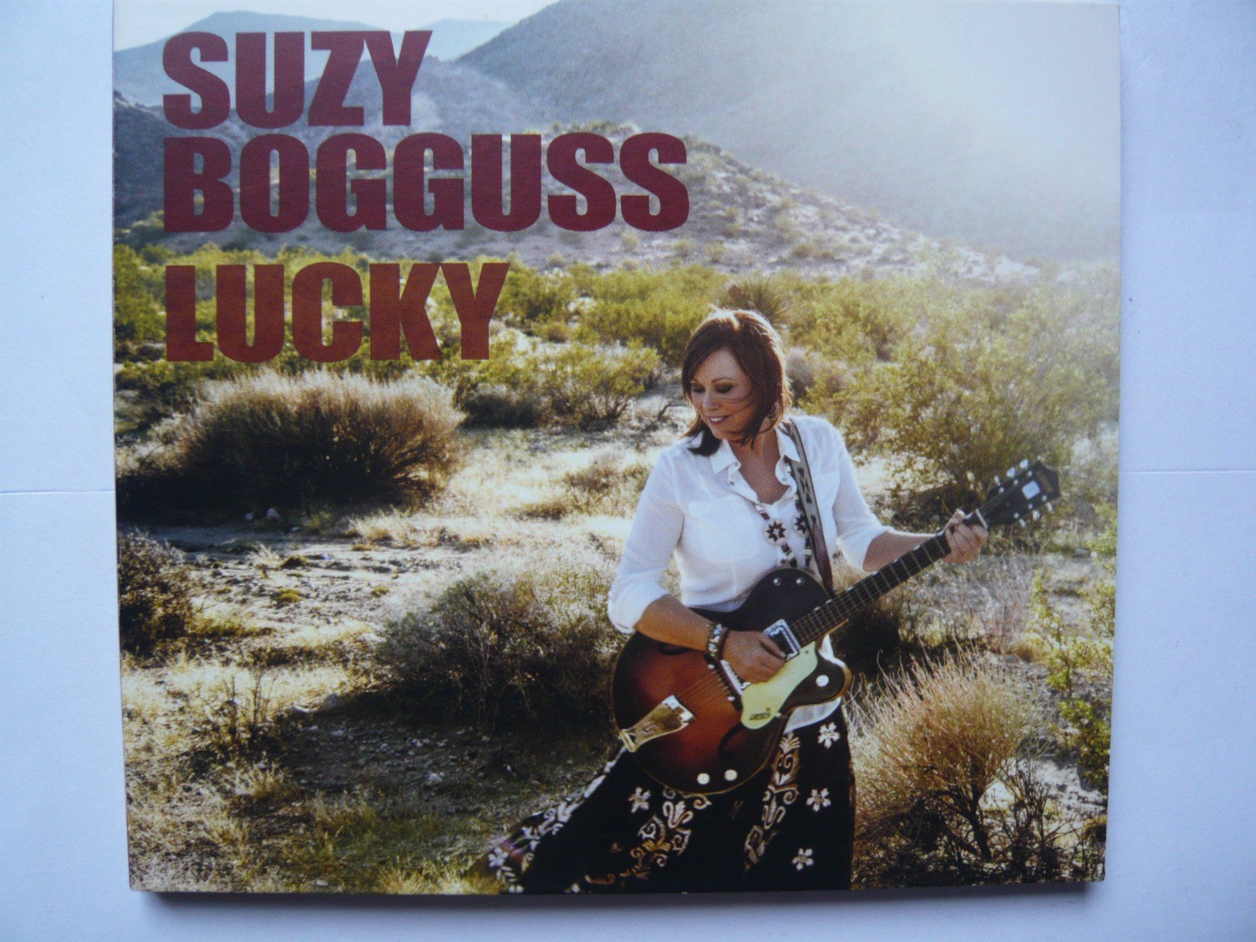 CDs: SUZY BOGGUSS LUCKY – Gebraucht aus Winterthur von Cajun