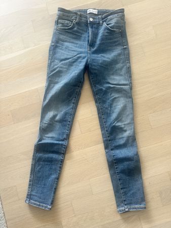 Damen skinny Jeans ZARA Grösse 36 guter Zustand