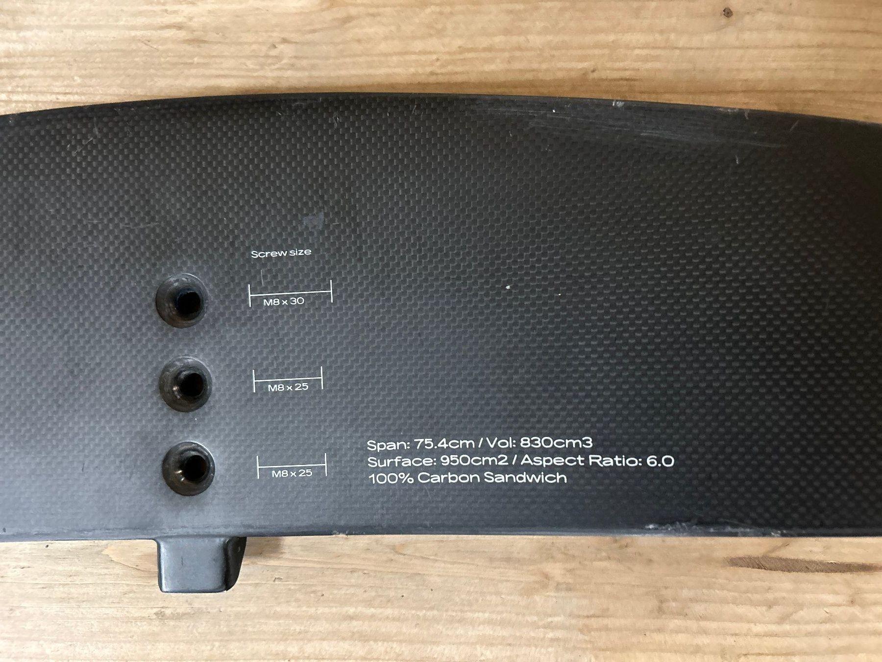 Indiana Tavole da surf e di nuoto: Indiana Foil Front Wing 754M-AR – Usato da Oberrieden venduto da WhiteWaveAG 2