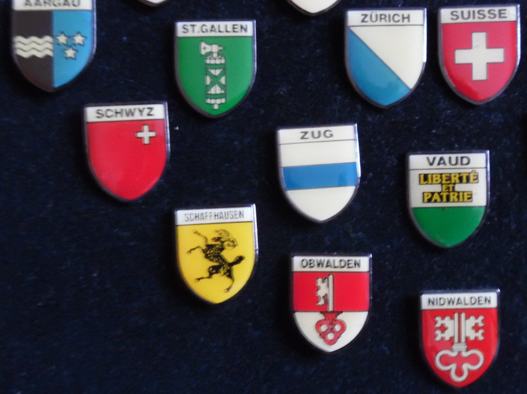 Placchette & Badge: Pin-Sammlung – Usato da Bellinzona venduto da Luna093 3