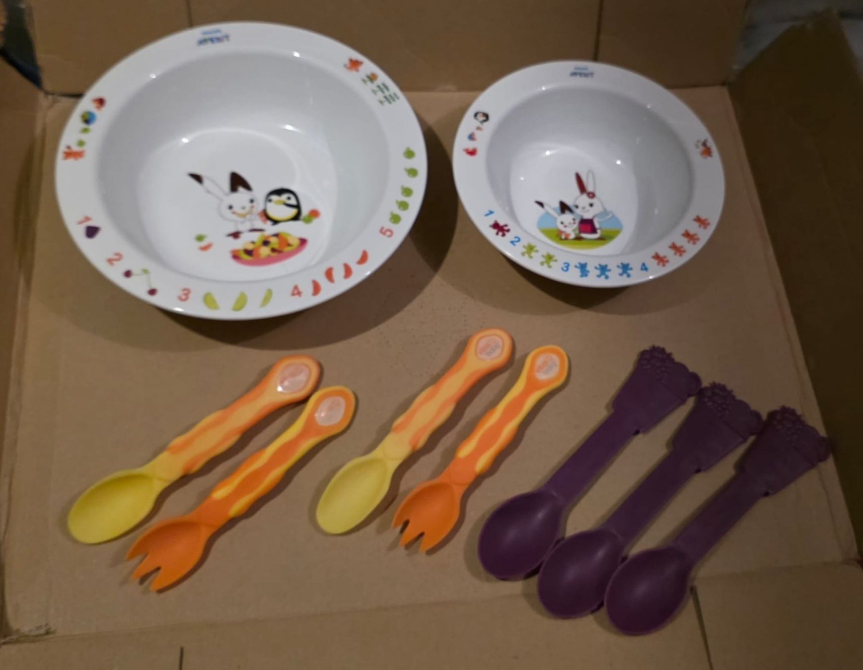 Geschirrsets: Kindergeschirr Set - Teller, Schüssel, Löffel, Gabel – Gebraucht aus Lenzburg von Focus_92