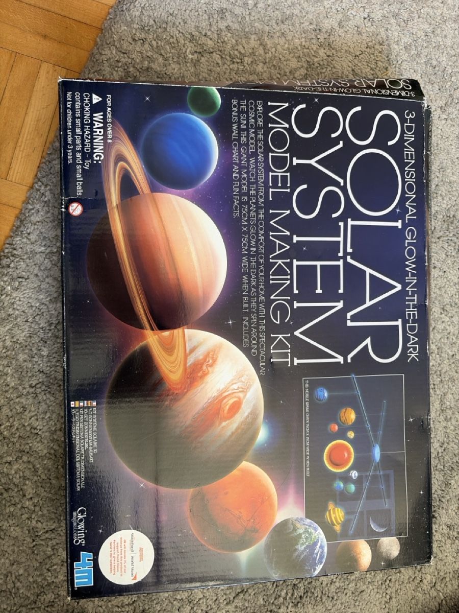 Kit di modellismo & Modellini statici: Glow-in-the-Dark Solar System Model Kit - Great Gift! – Nuovo (secondo la descrizione) da Herrliberg venduto da S.Renner