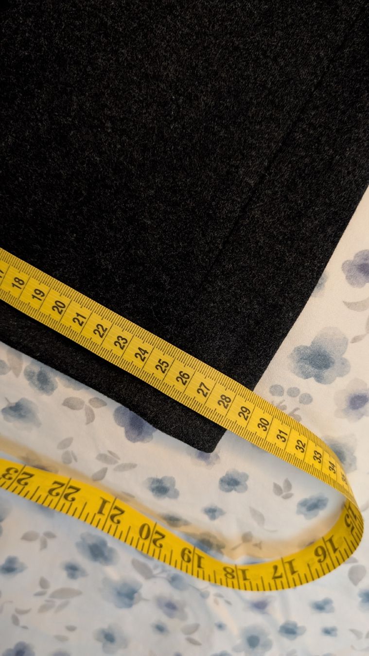 Uniqlo Hosen: Uniqlo pantalon – Neu (gemäss Beschreibung) aus La Conversion von deborah22 2