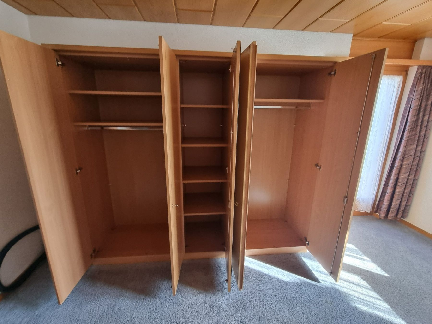 Armadi: Schlafzimmerschrank – Usato da Rheinklingen venduto da Weinberg14 1
