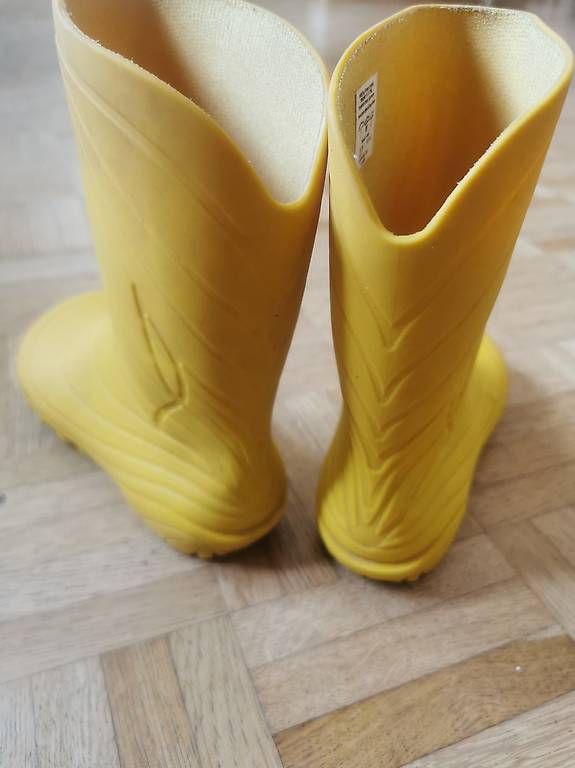 Scarpe per ragazzi: Wildling Regen Stiefel Ranidae Gr 28 – Usato da Riehen venduto da LaurJer 4