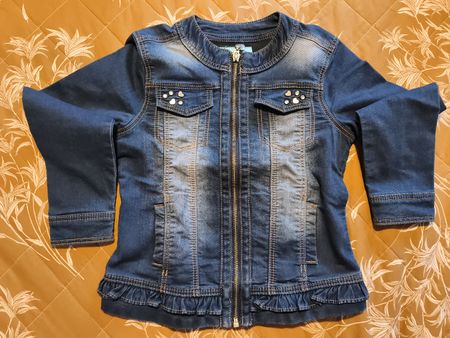 Jeansjacke für Mädchen Gr. 128, ausgezeichnet Zustand