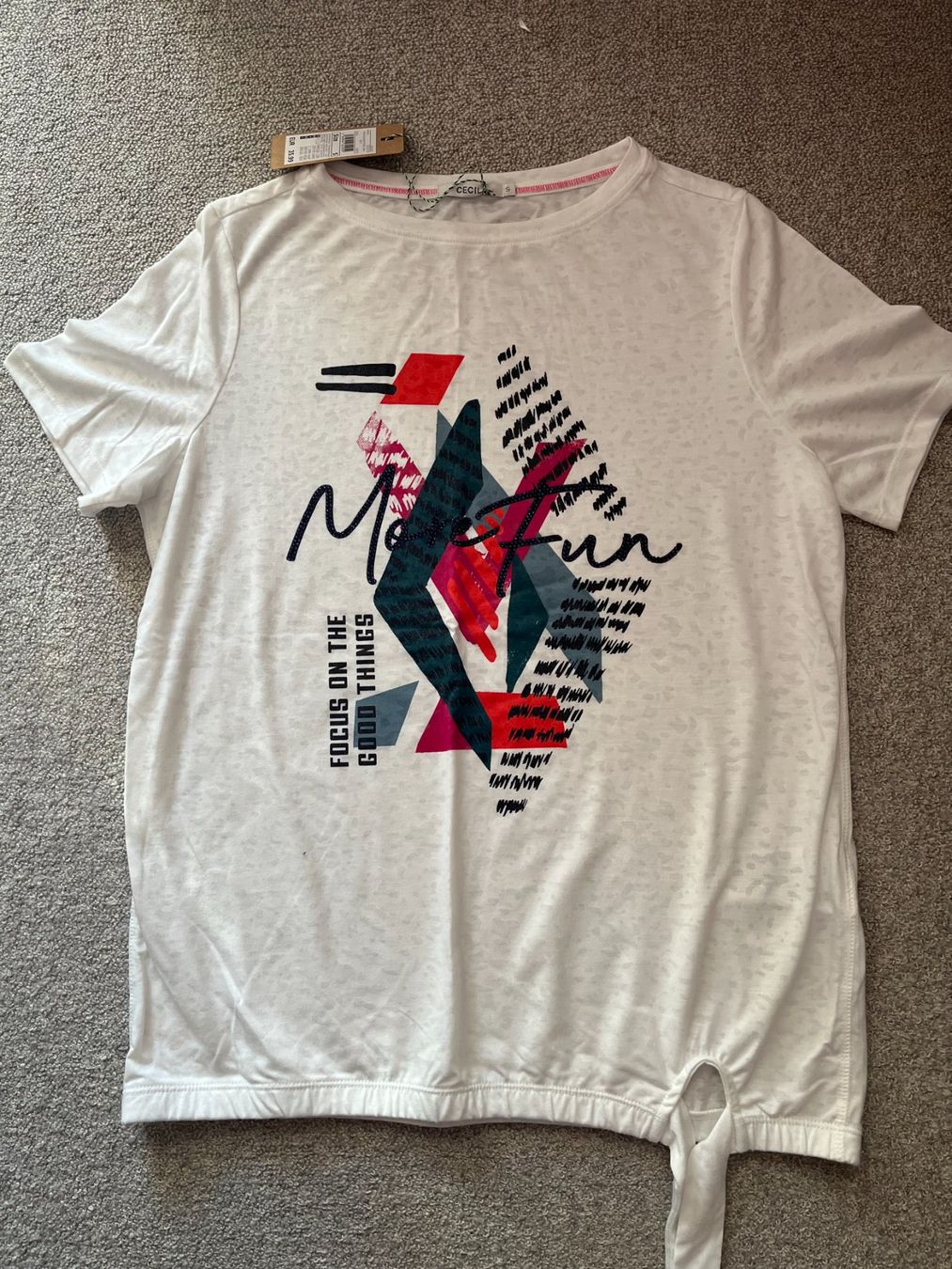Cecil T-Shirts: Cecil T-shirt Gr S. Fabrikneu – Neu und originalverpackt aus Rekingen AG von Maxim5332G