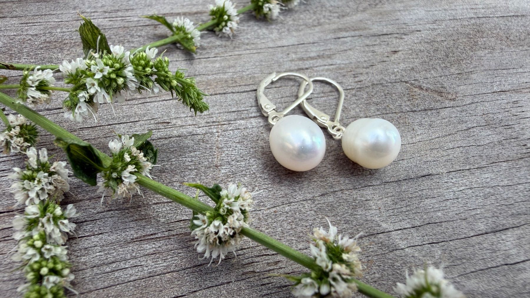 Orecchini pendenti & Orecchini a lobo: Wunderschöne 925Silber schlichte Süsswasserperlen-Ohrringe – Nuovo e nell'imballaggio originale da Rombach venduto da Ivreajewels 3