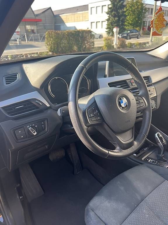 BMW Autos: BMW X1 sDrive 1.8i – D'occasion à Toffen par casetti67 3