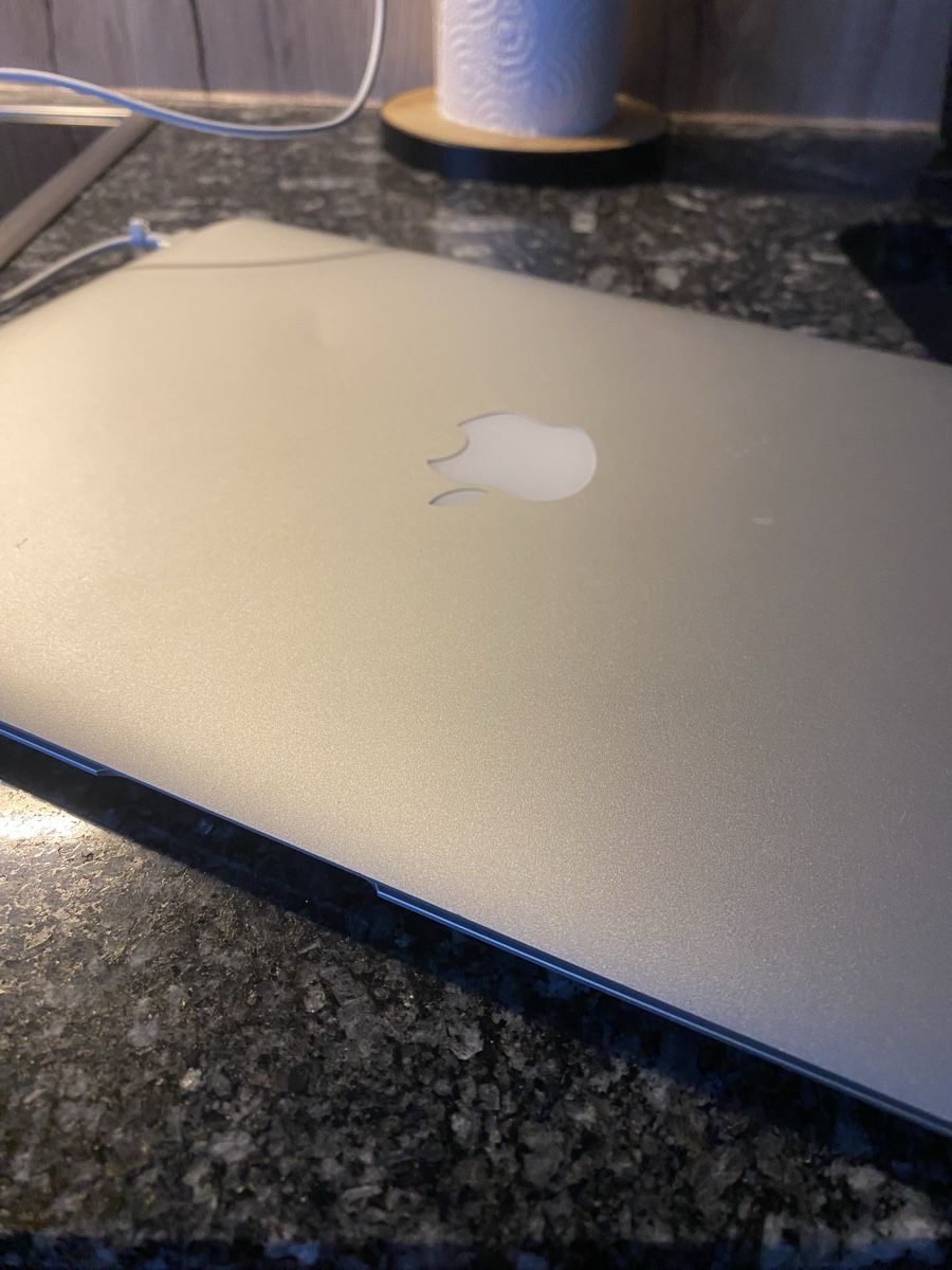 Apple Notebook: MacBook Air 13" (2017) – Usato da Grabs venduto da koe_9mdf 1