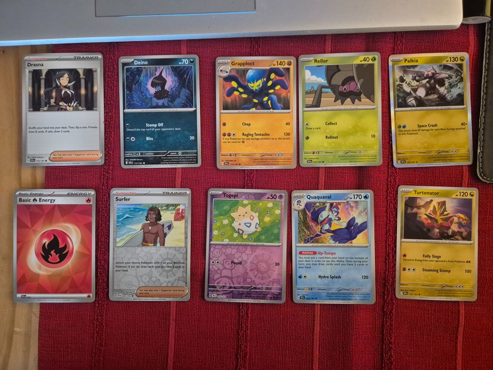 Pokémon Lot De 50 Cartes Assorties + 1 Ultra Rare - Carte à Collectionner Officielle