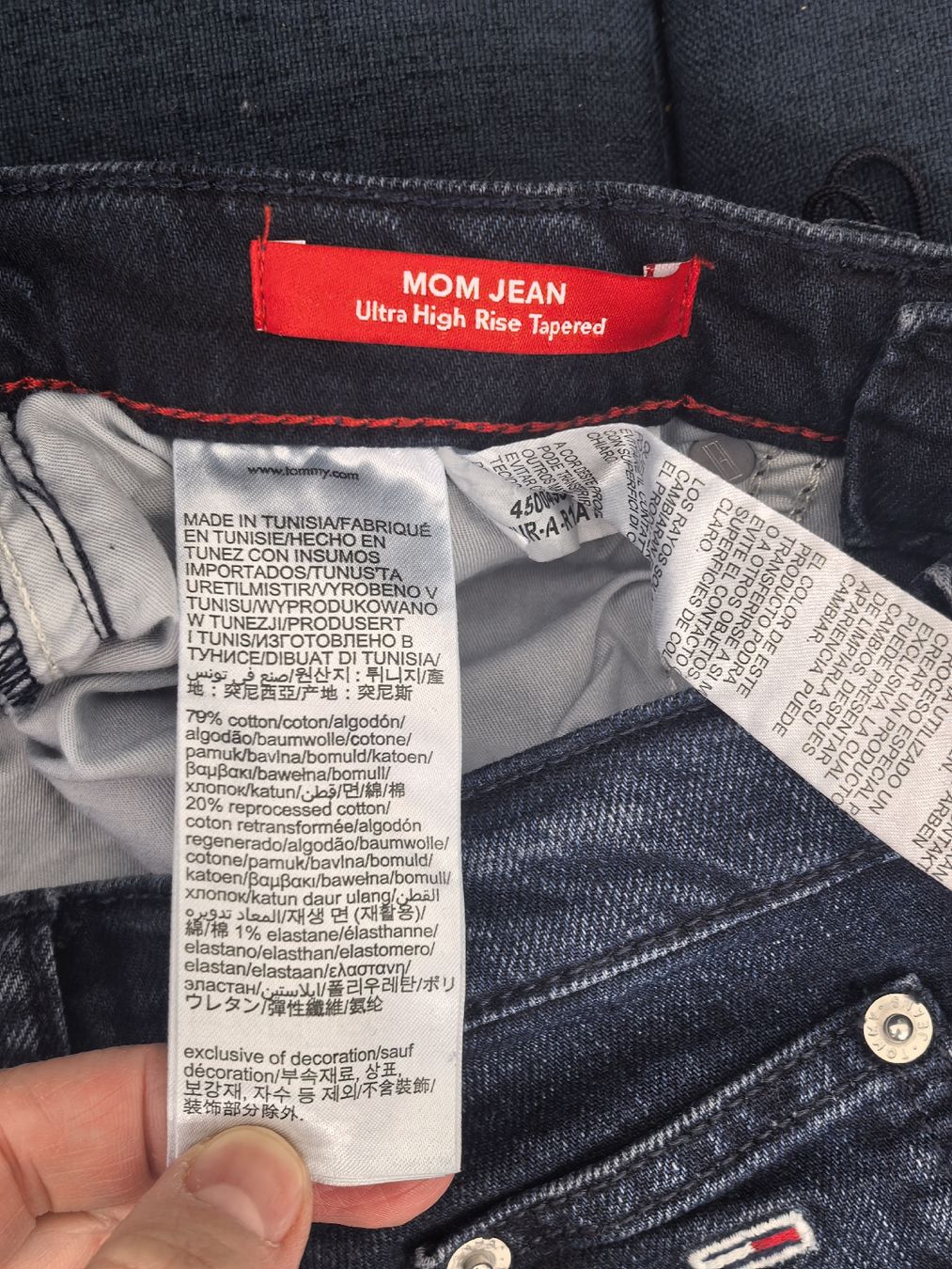 Tommy Hilfiger Jeans: Tommy Jeans Tapered – Nuovo e nell'imballaggio originale da Bad Ragaz venduto da AKahlon 2