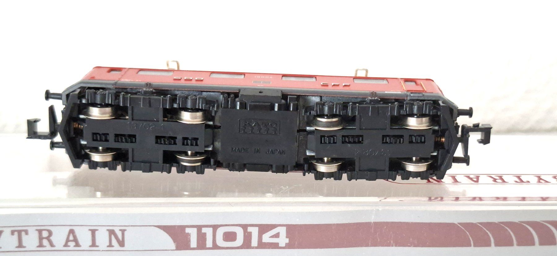 Hobbytrain Modellini di ferrovie: Hobbytrain Re 4/4 I SBB Lok 10004 – Nuovo (secondo la descrizione) da Biberist venduto da Ntrains 5