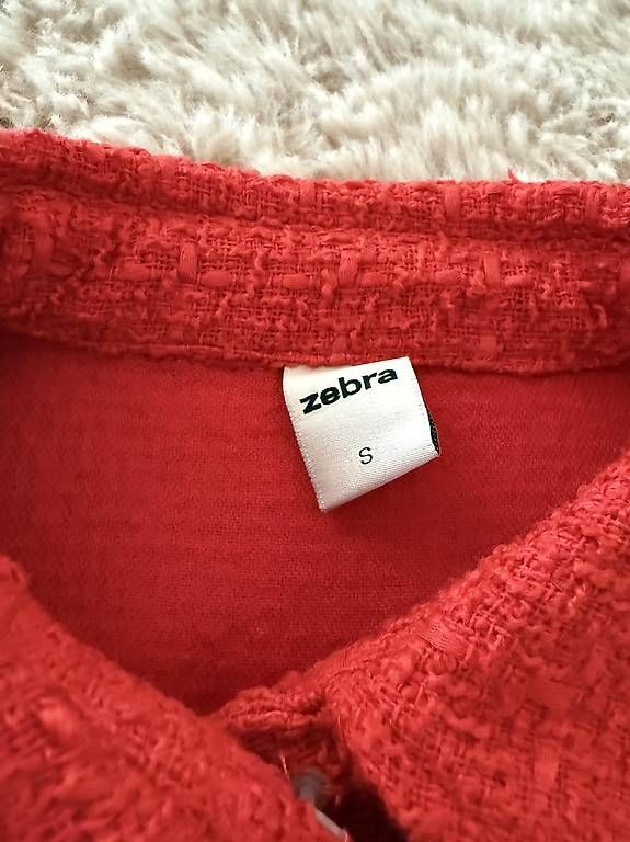 Vestes: Rote Bouclé-Jacke – D'occasion à Zwingen par KatjaM 2