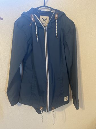 Iriedaily Übergangsjacke blau Grösse S neuwertig