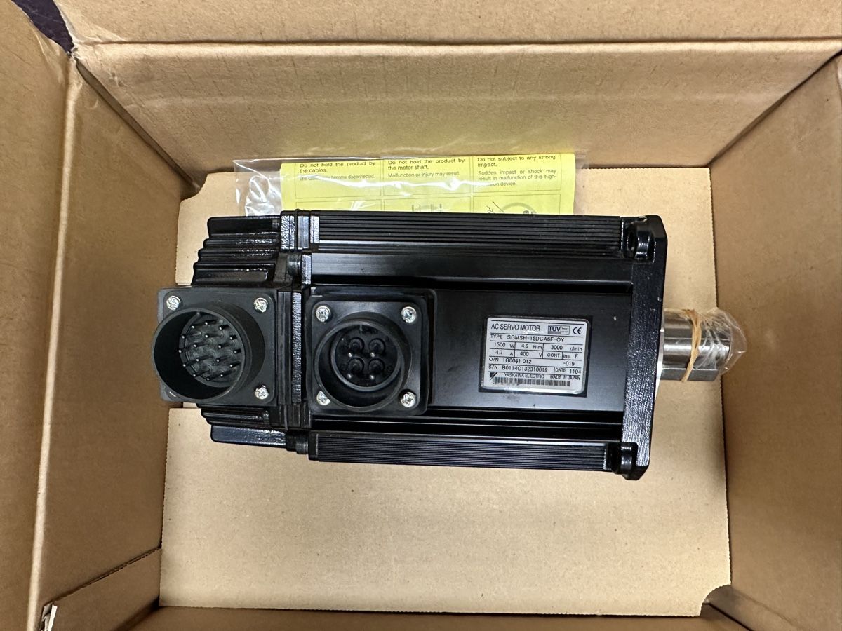 Motori: Servo Motor YASKAWA- SGMSH-15DC-A6F-OY – Nuovo (secondo la descrizione) da Leggia venduto da tasquinha123 1