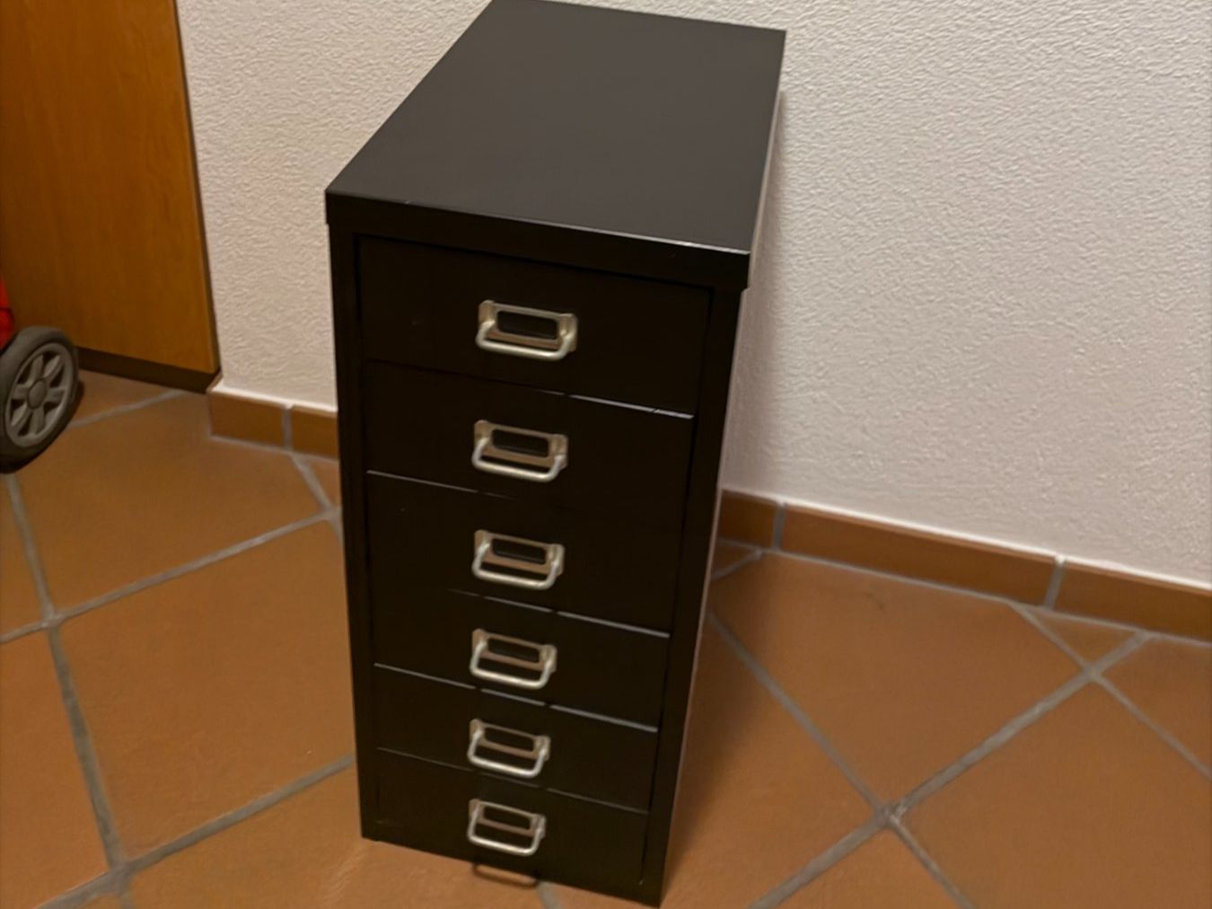 Contenitori edile: Standcontainr mit 6 Schubladen – Usato da Wängi venduto da Peter20055 1