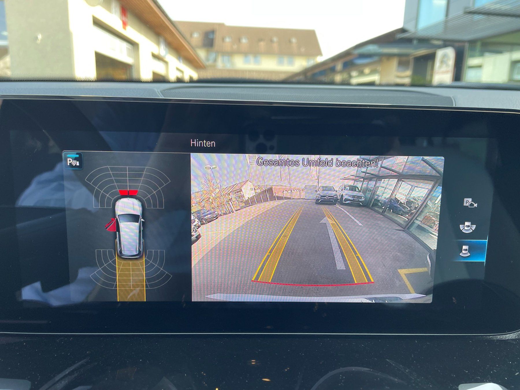 Mercedes-Benz Automobili: Mercedes Benz GLB 200 Progressive – Usato da Stallikon venduto da ulv_k7jj 9