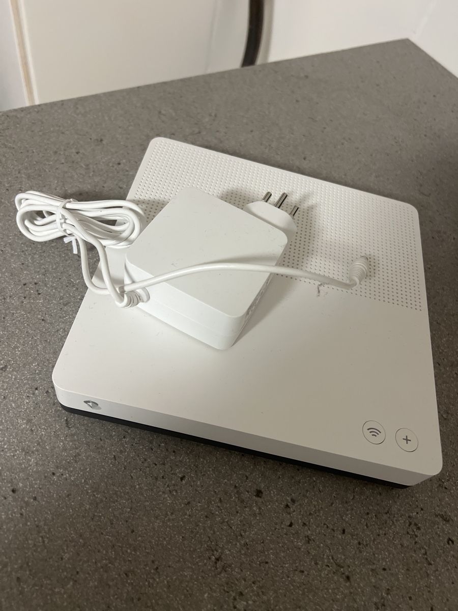 Swisscom Modem & Router: Internet-Box Swisscom VRV9519 – Usato da Morges venduto da Alexys23 2
