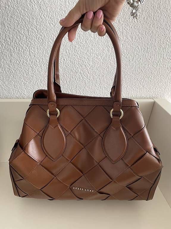 Guess Taschen für Damen: Guess Tasche – Gebraucht aus Bassersdorf von pal_5992 1