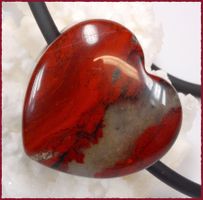 Collier Kautschuk 48cm, grossem Herz Jaspis Blutjaspis