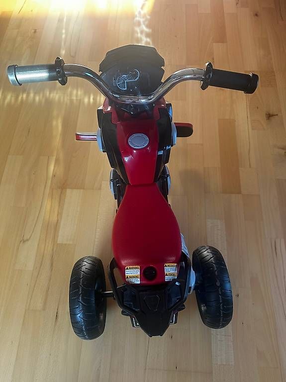Fahrzeuge für Kinder: BMW Dreirad – Gebraucht aus Glattfelden von BMWF 4