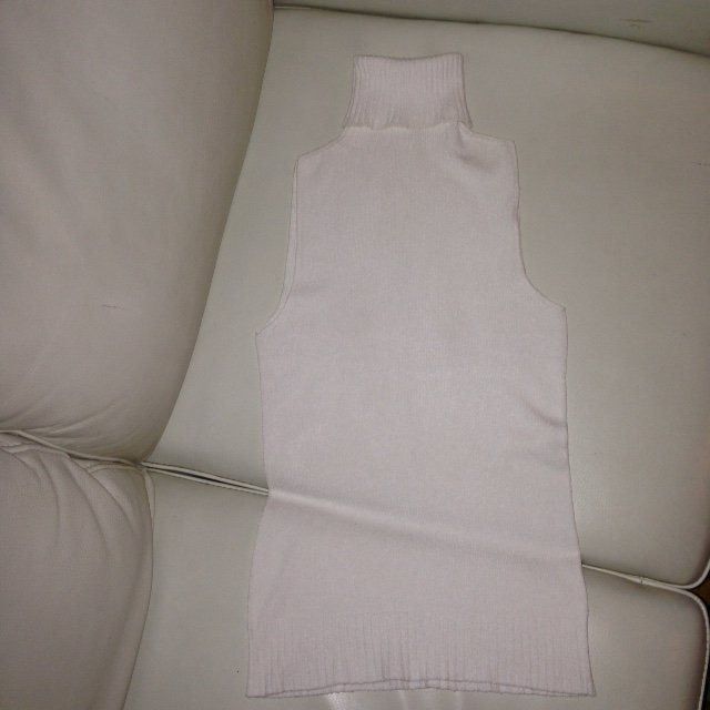 Maglioni & Felpe: Pulli Gr.34 – Usato da Stäfa venduto da Exclusive0 3