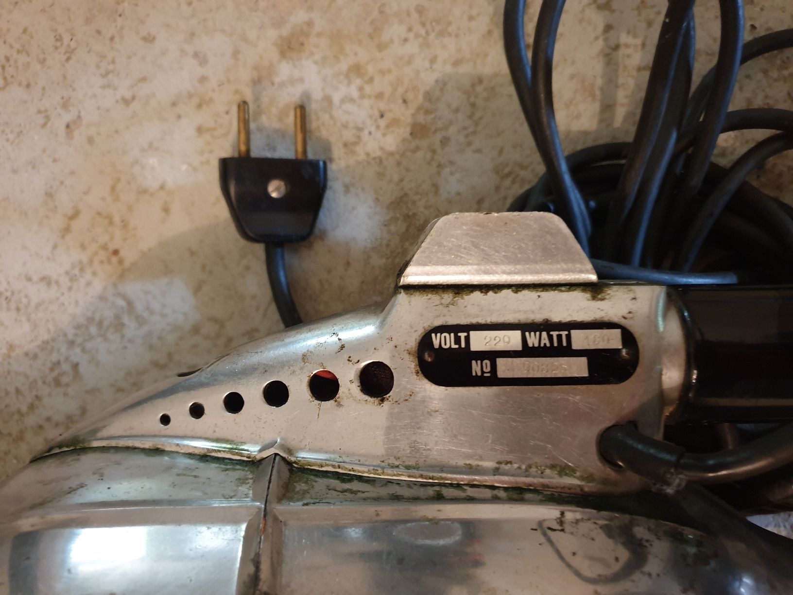 Aspirapolveri & Accessori: Vintage Staubsauger Tornado – Usato da Gelterkinden venduto da Macrameed 2