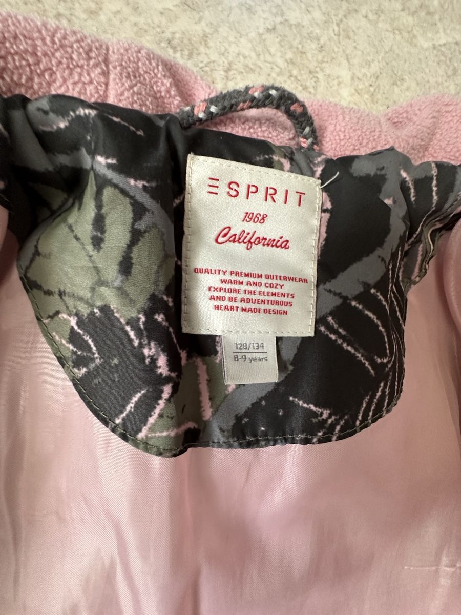 Esprit Giacche & Cappotti: Winter Jacke gr 128/134 – Usato da Pratteln venduto da milisandra