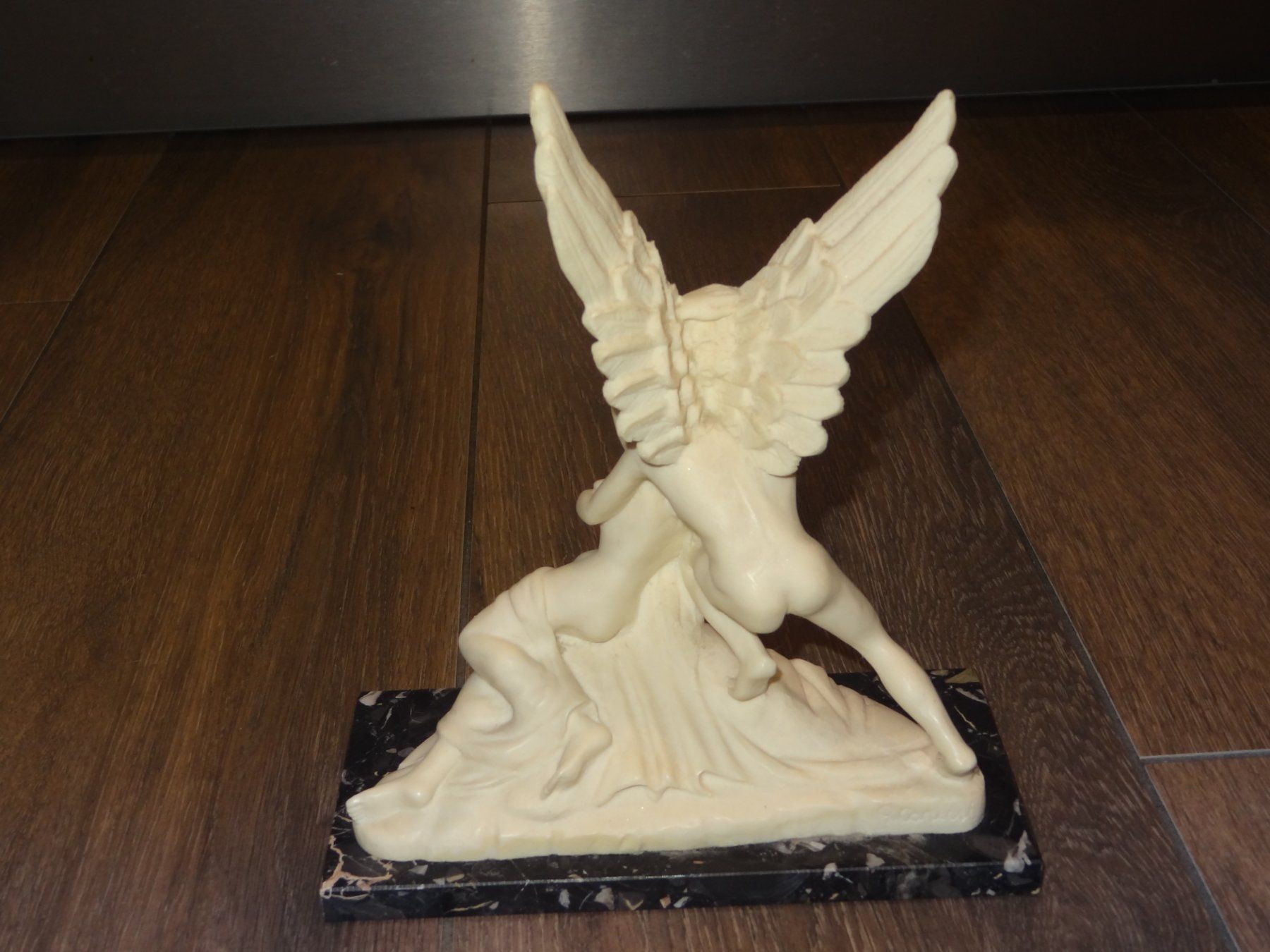 Sculptures & Statues: Statue Cupidon Psyché sur socle marbre – D'occasion à Satigny par salvatore73 2