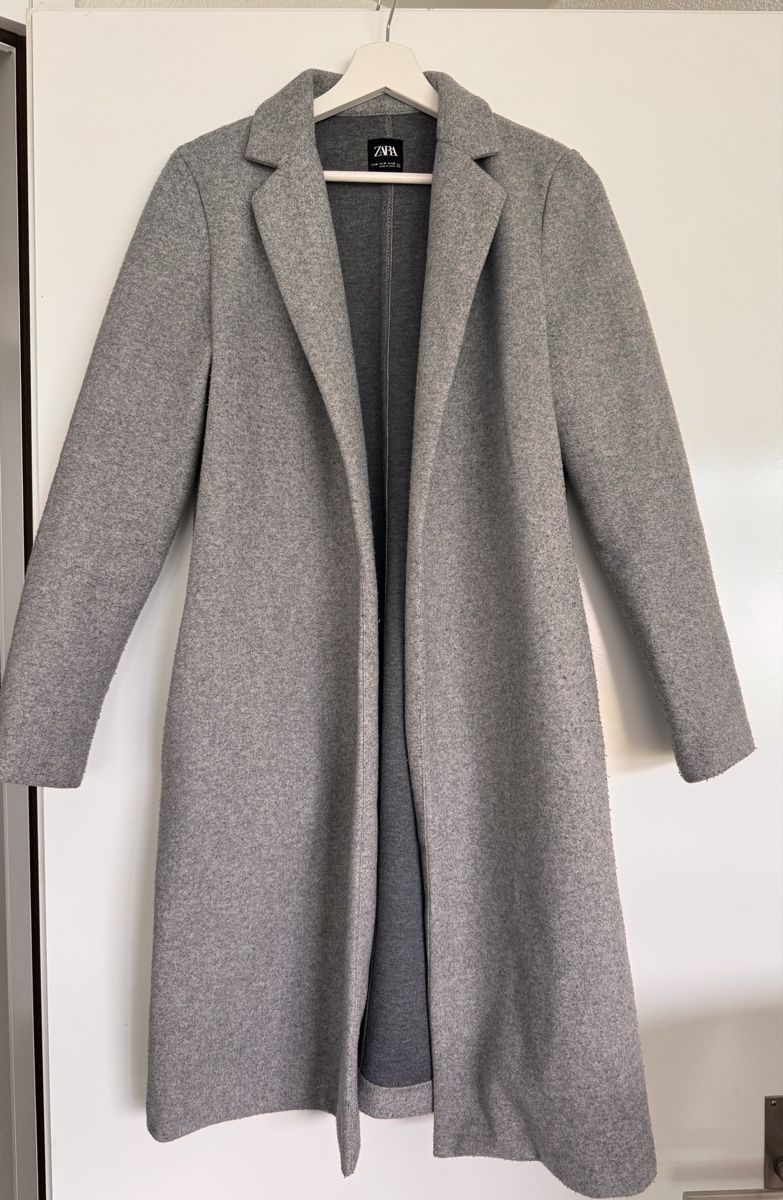 Zara Cappotti: ZARA Mantel grau Gr. M  – Usato da Arth venduto da BaMe84