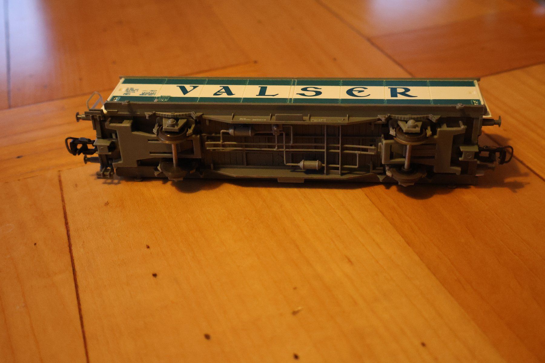 Roco Modellini di ferrovie: Roco Valser Güterwagen – Usato da La Tour-de-Peilz venduto da valoute 5