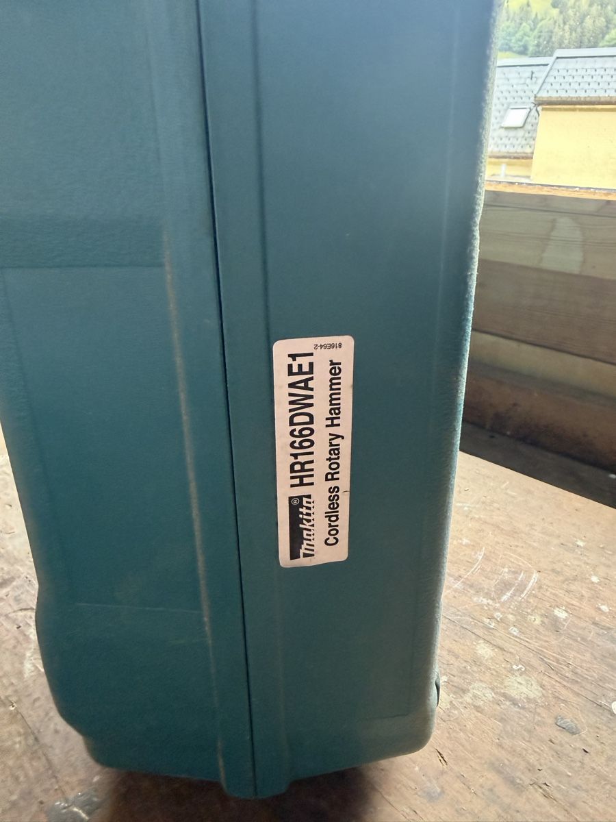 Makita Trapani: Makita Schlagbohrer – Usato da Nesslau venduto da kult24 3